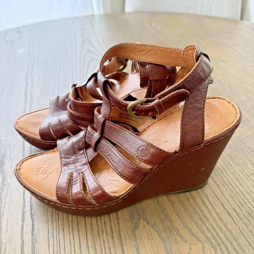 Born Hand Crafted Brown Leather Wedge Ankle Strap Sandal Size 10/42 Boho Chic